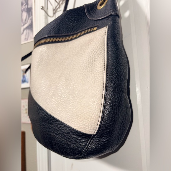 Fossil Leather Colorblock Hobo Shoulder Bag | Pebbled Leather - Picture 3 of 12